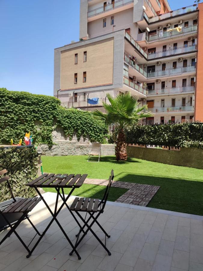 Appartamento incantevole con parcheggio e giardino Catania Esterno foto